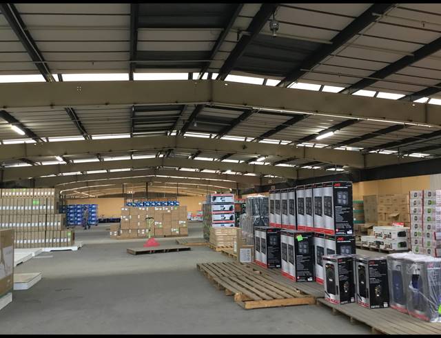 32,966M² WAREHOUSE TO LET IN ROODEKOP